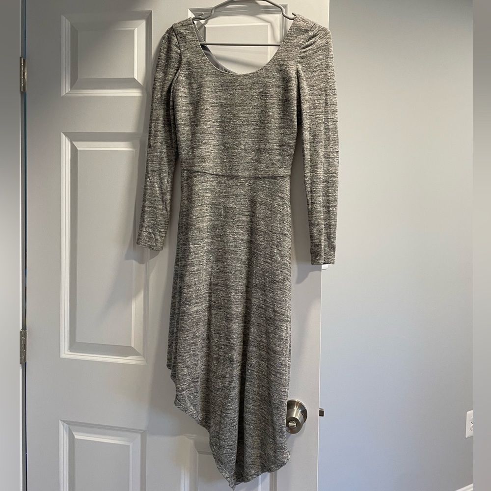Alice + Olivia grey knit dress